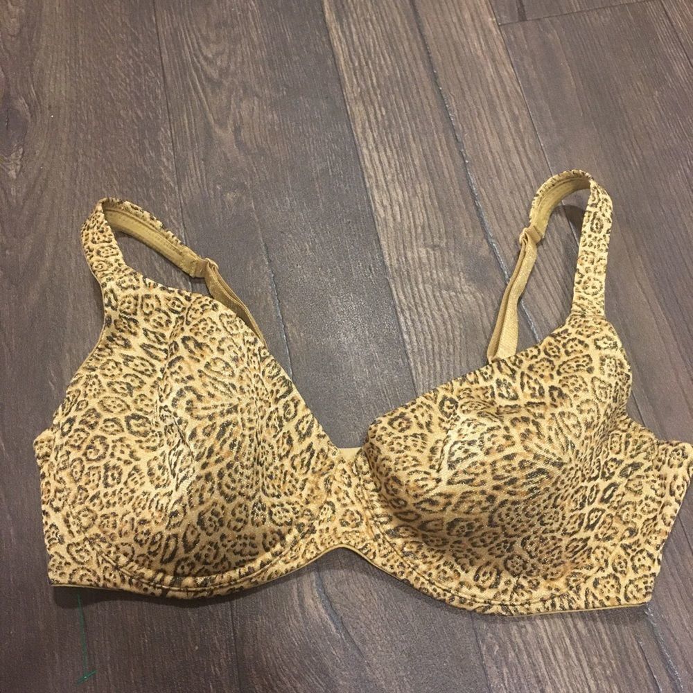 Victoria’s Secret leopard spot sexy lingerie 36C bra